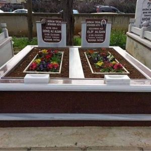 Çift Kişilik Gömme Küpeşte Granit Mezar Modelleri