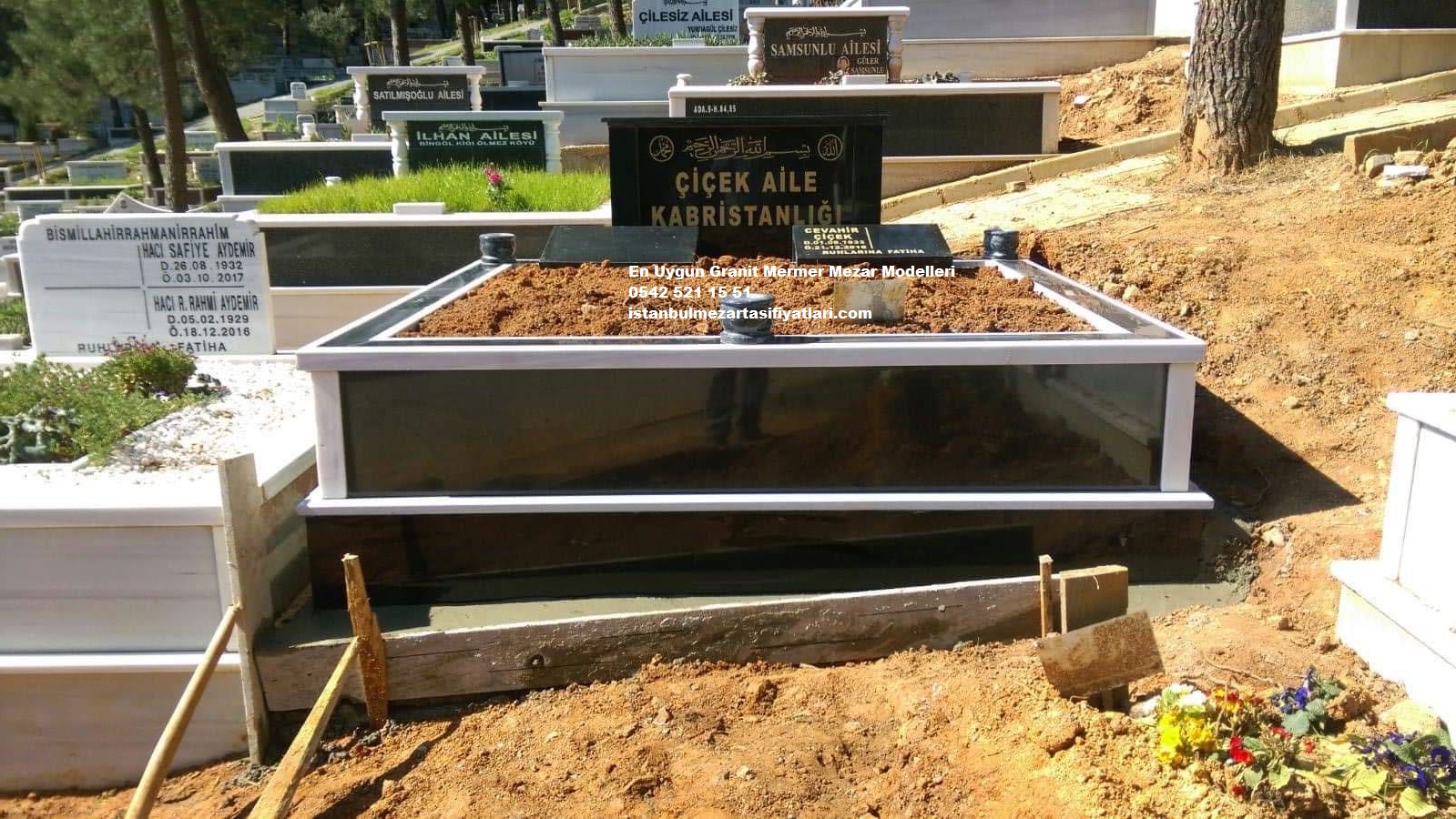 Çift Kişilik Granit Gömme Küpeşte Abide Baş Taşı Mezar - Görsel 4