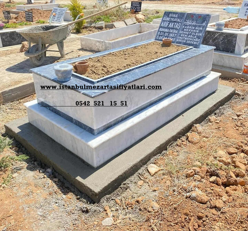 Tek Kişilik Küpeşte Baş Taşı Siyah Mermer Mezar - Şile Mezar Yapımı - Görsel 3