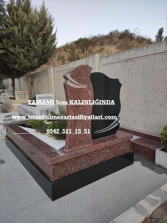A-4 Absolute Black ve Kırmızı Granit Mezar Modeli – İstanbul Granit Mezar Yapımı - Görsel 3
