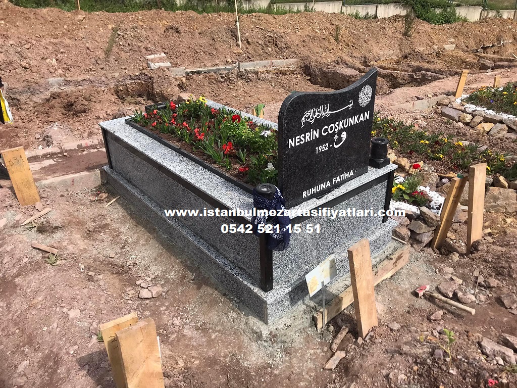 Tek Kişilik Siyah Şeritli Granit Mezar - Mezar Yapım Ücretleri - Görsel 4